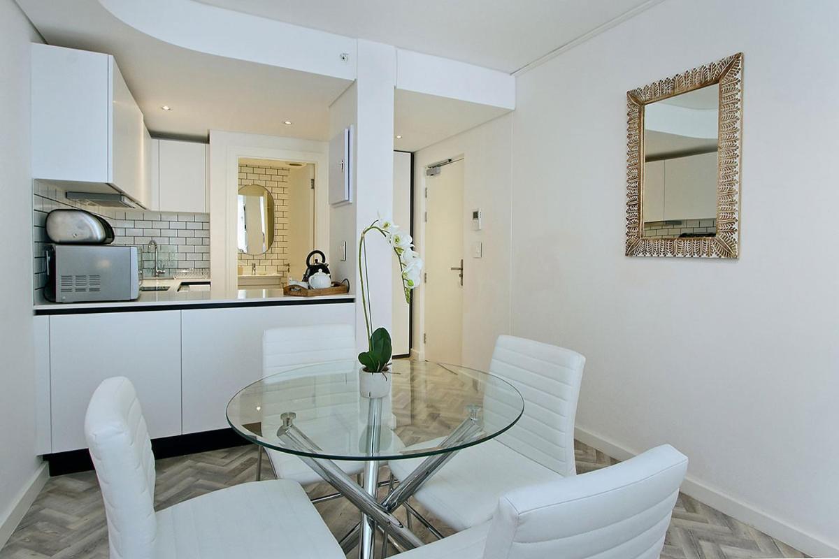 Tuynhuys Self Catering